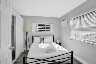 Rustic Retreats Cozy 1BR For 4 Guests Minutes From Las Olas - Fort Lauderdale - 9