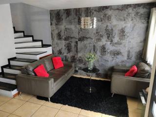 Disfruta de la ciudad en un espacio tranquilo! - Guadalajara - 4