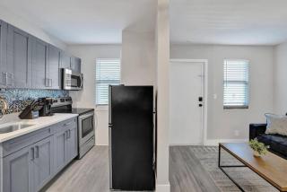 Rustic Retreats Beachy 1BR for 4 guests in the heart of Fort Lauderdale - Fort Lauderdale - 6