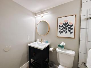 Rustic Retreats Cozy 1BR For 4 Guests Minutes From Las Olas - Fort Lauderdale - 2