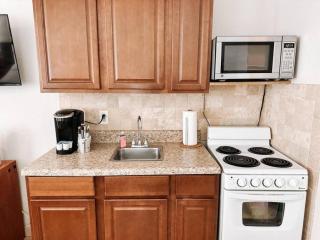 Waves Beach Town Cozy Studio Apartment - Pompano Beach - 3