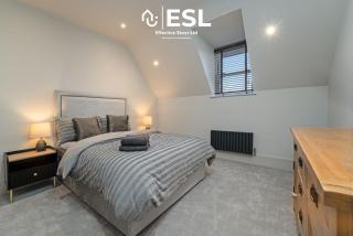 Stunning 4 bedroom home - Chester - 2