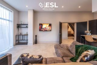 Stunning 4 bedroom home - Chester - 1