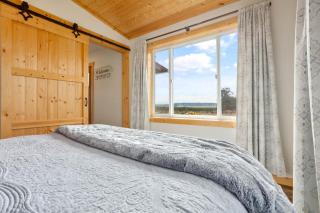 The Little Farmhouse at Oostema Farmstead - Lynden - 5