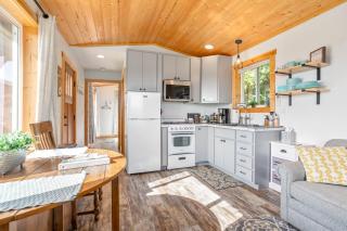 The Little Farmhouse at Oostema Farmstead - Lynden - 4