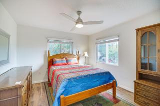 2-Story Cape Canaveral Home Walk to Public Beach! - 2
