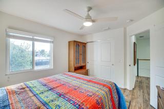 2-Story Cape Canaveral Home Walk to Public Beach! - Cap Carnaveral - 1