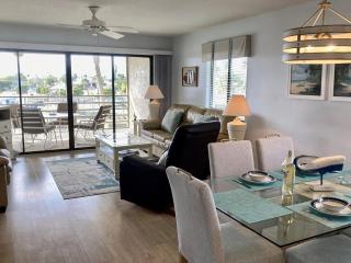 Westbay Point Moorings 214 Home - Holmes Beach - 4