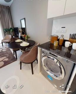 Best Offer in Dubai hotel apartment damac hills 2 - 1