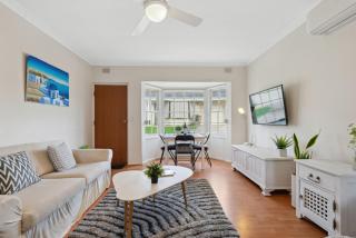 Belle Escapes - Vitamin Sea at Henley Beach - Henley Beach South - 9
