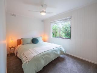 Surf Side Retreat - Inverloch - 6
