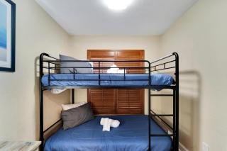 Perfect Escape Waterfront Oasis With Hot Tub - 0