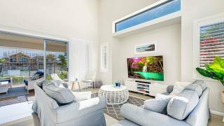 Cabarita Reef House - Pool, Lake, Beach & AC! - 8