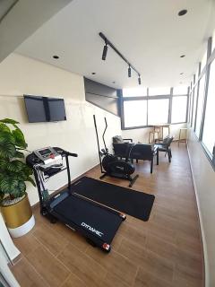 modern apartment opposite the Hassan2 mosque, very well equipped and stylish, 85 m2 with gym and direct sea view with underground garage , prohibits unmarried couples of Arab origin - Casablanca - 5
