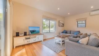 1-6 Broughton Avenue, Cowes - Cowes - 1
