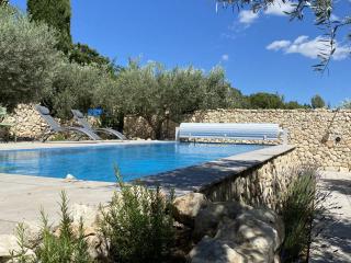 Grande villa rénovée avec piscine, clim et Wi-Fi au coeur du Luberon - FR-1-708-61 - Saint-Saturnin-lès-Apt - 8