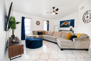 House With A Boat - Boat, Heated Pool, Fishing - Cape Coral - 1