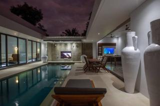 New Ultra Luxury Villa - Central Seminyak. - Seminyak - 1