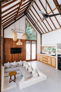 New 1 Bedroom Villa Baru 9 - Canggu - 0