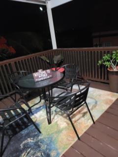 Silverbuttons Apartments & Eats - Dickenson Bay - 3