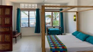 Sawa Sawa Beach House - 1