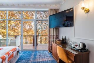 River Side Hotel Tbilisi - Tbilisi - 8