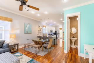 Doctors Orders by AvantStay 5 MINS TO BEACH w Community Pool Hot Tub - Seacrest - 1
