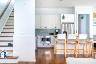 Pearl by AvantStay Idyllic Seaside Getaway w 2 Large Decks Lush Garden - Seagrove Beach - 5