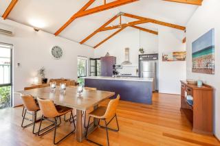 Footsteps By The Bay - 4