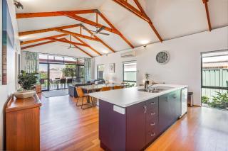 Footsteps By The Bay - Dunsborough - 4