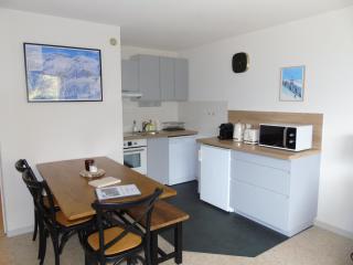 Appartement rénové 2023 à Valfréjus, 2 pièces pour 4 personnes, balcon, près des pistes - FR-1-561-62 - Modane - 0