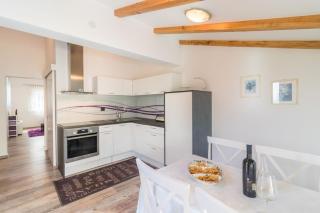 Lovely apartment DESIREE 250m from the beach in Rovinj - 5