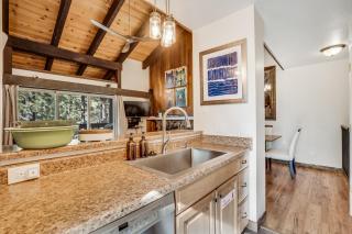 Pinegrove by AvantStay Beautiful Villas Condo just outside Tahoe City - Dollar Point - 1