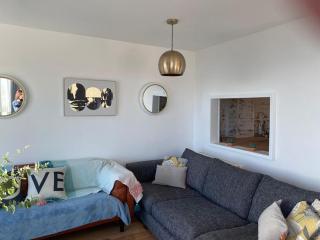 Central Sea View maisonette - Newport Beach - 9