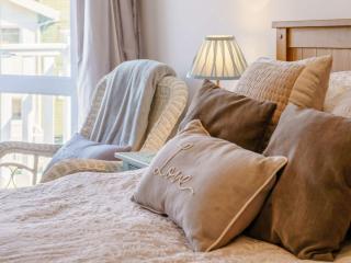 3 bed in Freshwater East FB100 - Hodgeston - 1