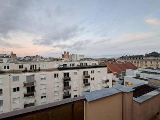 Appartement "Le Biarritz" - vue Cathédrale et Parking gratuit - Reims - 4