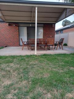 A beautiful and spacious home. - Kialla - 8