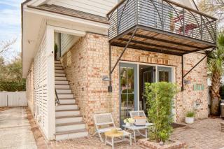 The Chapel Carriage House Suite C by AvantStay Gorgeous Character Home in Historic DT w Hot Tub - Charleston - 9