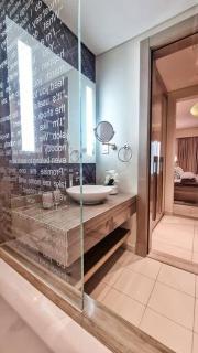 Luxury Apt Paramount Tower 2BR Apt D582 - Dubai - 8