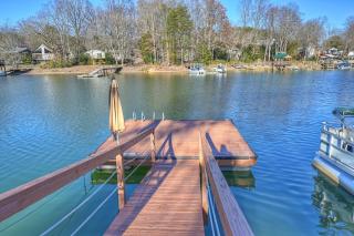 Dock Days by AvantStay Swimming Platform Dock - - 9