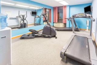 Days Hotel by Wyndham Danville Conference Center - Danville - 6