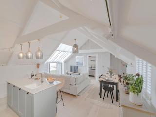 3 Bed in Ogmore-by-Sea 86494 - Southerndown - 9