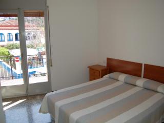Apartamento céntrico, luminoso a 100m de la playa con balcón y wifi (01/06-30/09) - ES-228-3 - Llança - 4