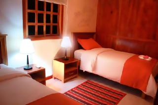The Wooden House Hotel - Puerto Villamil - 9