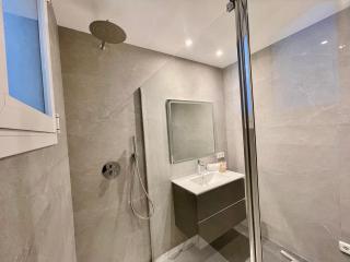 Elegantniy Poble Sec - Barcelone - 1