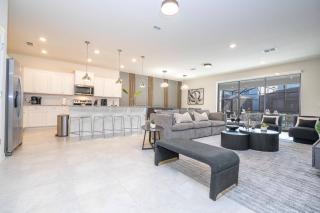 10 Bed Marvelous Villa - Free resort Access 4109 - Davenport - 0