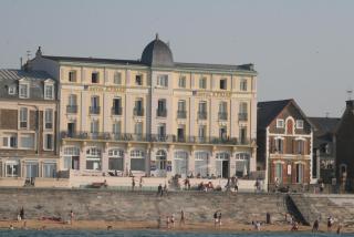 Hotel Kyriad Saint Malo Centre Plage - Saint Malo - 0