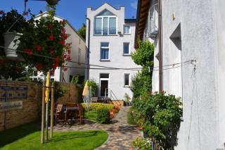 Haus Silko - FeWo in top Lage - 3 min zum Strand direkt am Kurpark - Warnemünde - 3