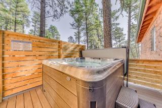 Cozy Ruidoso Cabin with Hot Tub, Near Skiing! - Ruidoso - 9