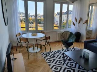 Suite Forum Vue Imprenable - Reims - 1